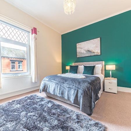 *King Bed* Luxury City Centre House Barrow-in-Furness ภายนอก รูปภาพ